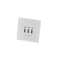 3 x tomada USB 5V D/C, máx....