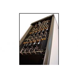 Armadio rack 19” 15U con puerta, ventilación y ruedas Televes